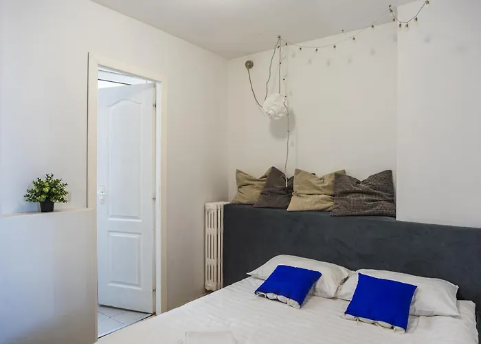 شقة University Apartment *